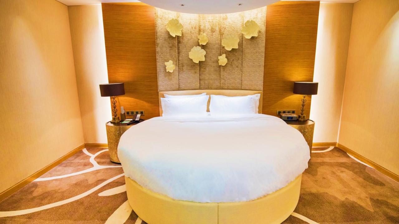 Nanjing Xuanwu By Ihg 5*