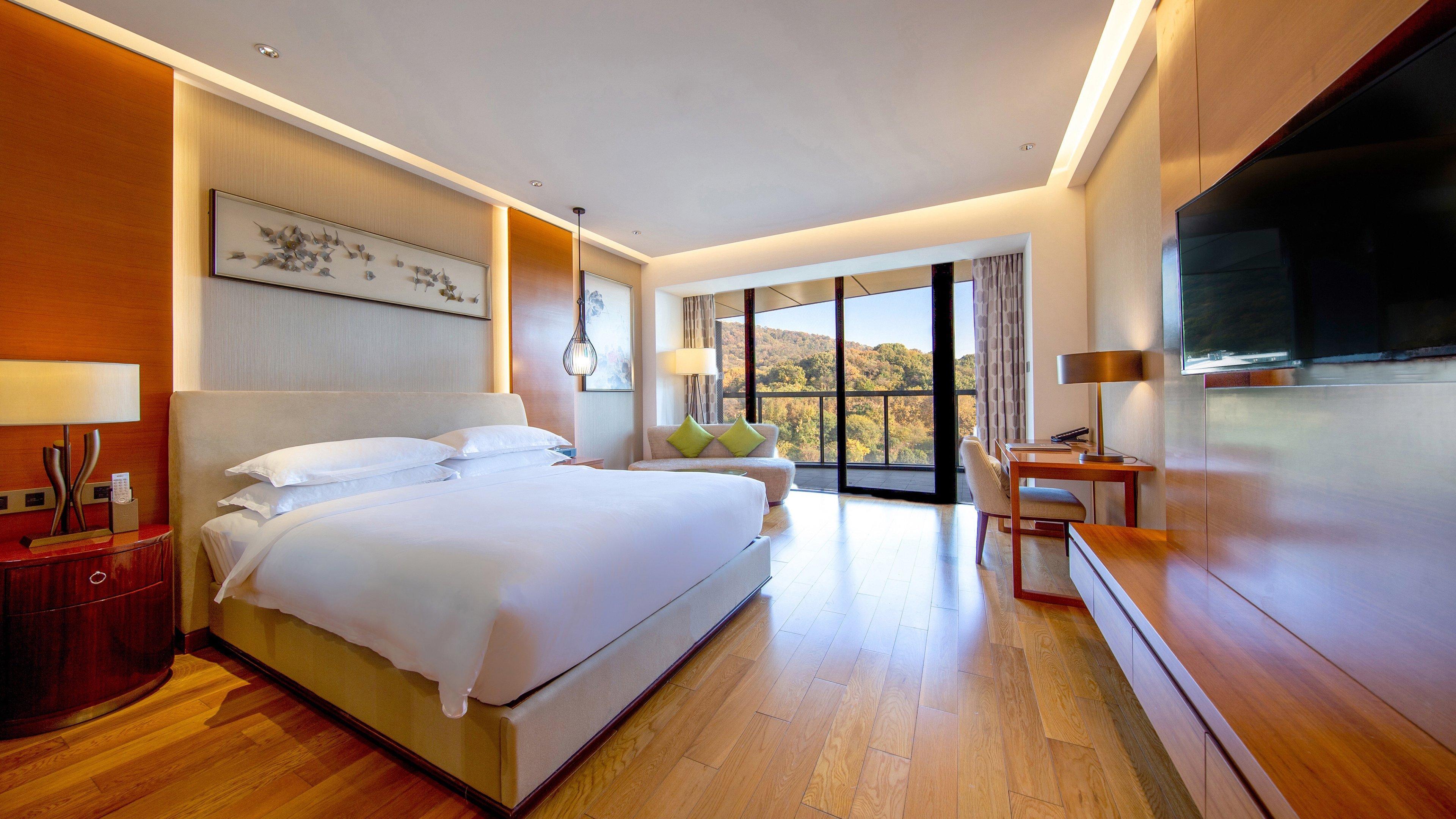 Nanjing Xuanwu By Ihg 5*