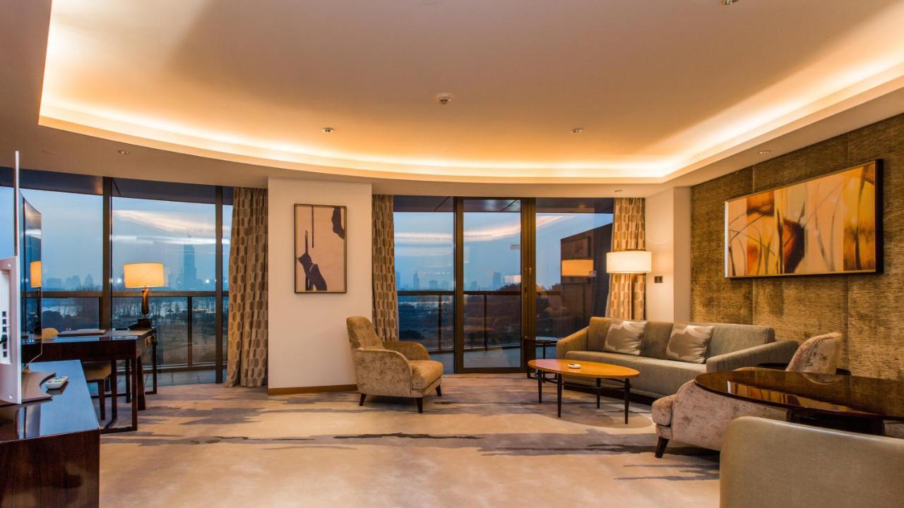 Nanjing Xuanwu By Ihg Hotel