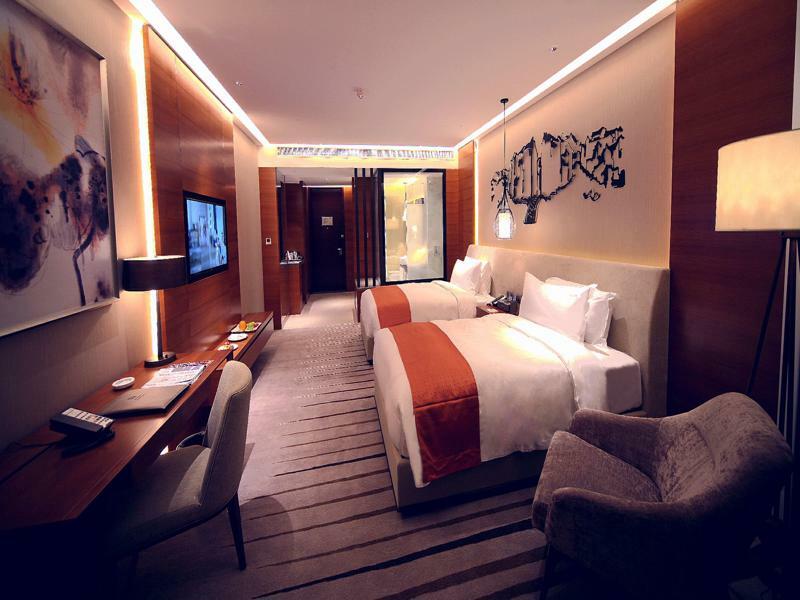 Nanjing Xuanwu By Ihg 5*